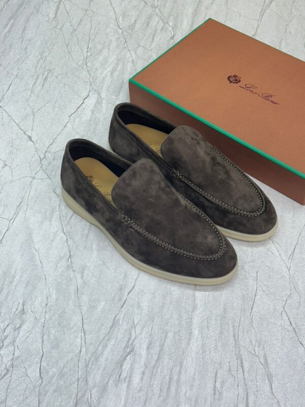 Master Copy Loro Piana Replica Dubai