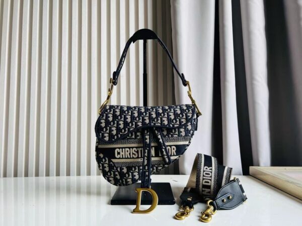 Christian Dior saddle bag replica