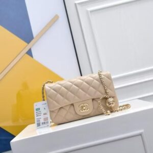 chanel white flap bag replica