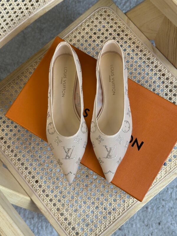 Louis Vuitton master copy shoes